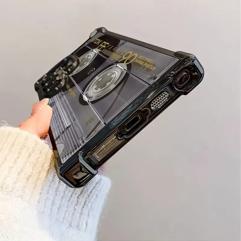Retro Cassette Pattern Plating - đánh giá và giá Samsung Galaxy A55
